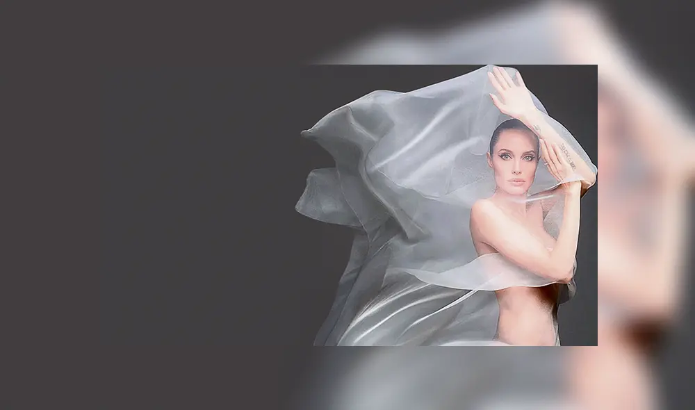 La actriz posó sin ropa para la revista Harper’s Bazaar