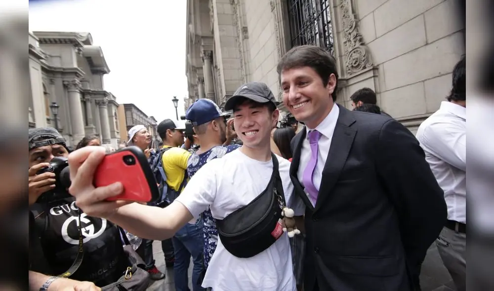 Partido Morado sobre ausencia de Guzmán: “La reunión se planteó para parlamentarios” Partido Morado sobre ausencia de Guzmán: “La reunión se planteó para parlamentarios”