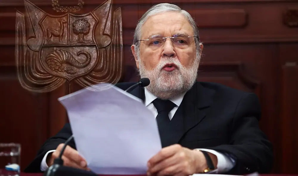 Ernesto Blume señaló que llevará demanda competencial contra disolución del Congreso este jueves. Foto: Michael Ramón. Ernesto Blume señaló que llevará demanda competencial contra disolución del Congreso este jueves. Foto: Michael Ramón.