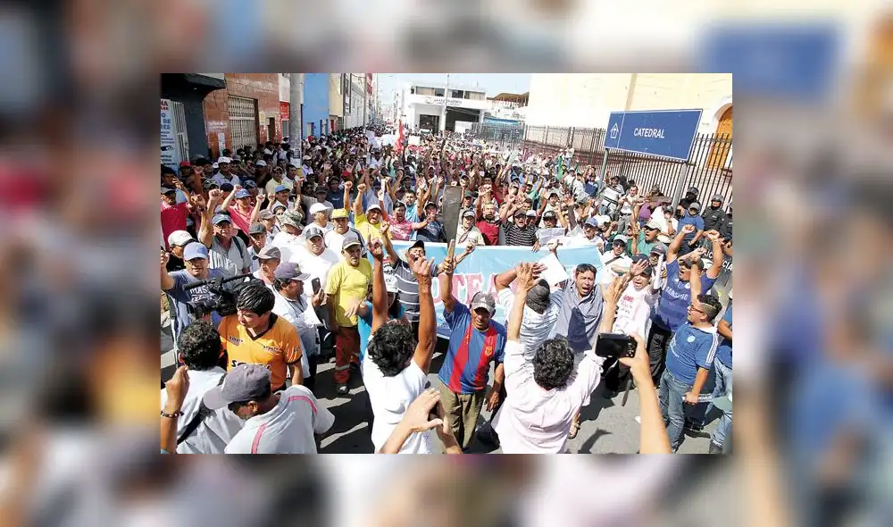 Lambayeque: trabajadores de azucareras alistan protesta por falta de pagos Lambayeque: trabajadores de azucareras alistan protesta por falta de pagos