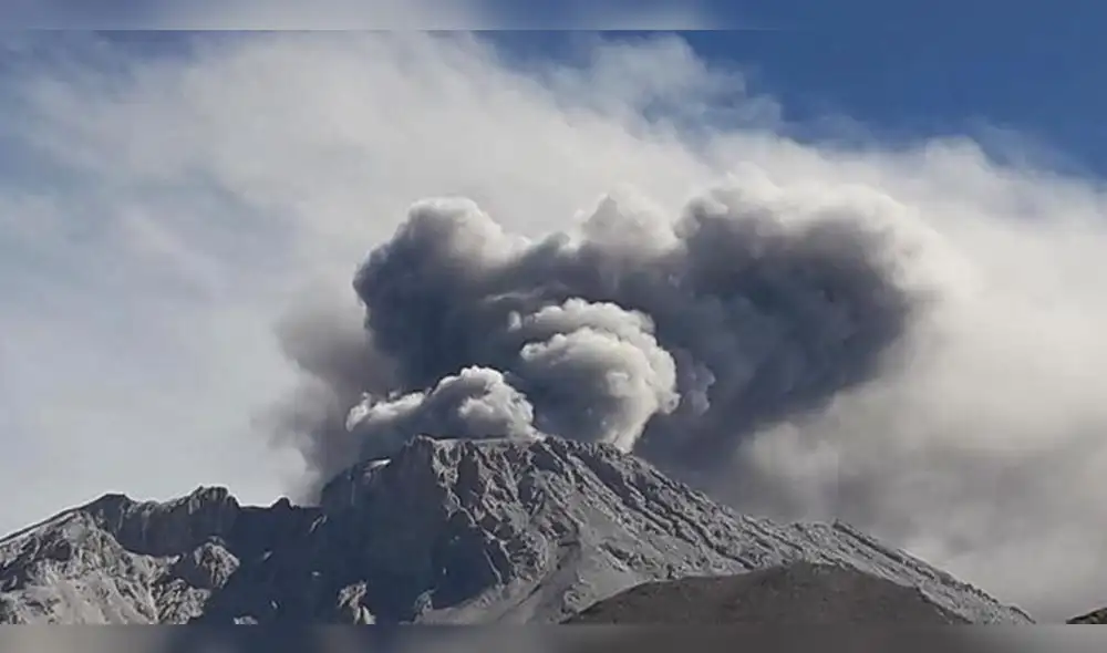 Volcán Ubinas Volcán Ubinas