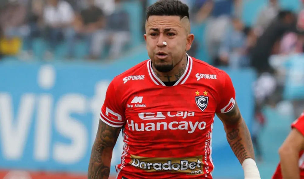 Paolo Fuentes se encuentra actualmente sin club. Foto: GLR