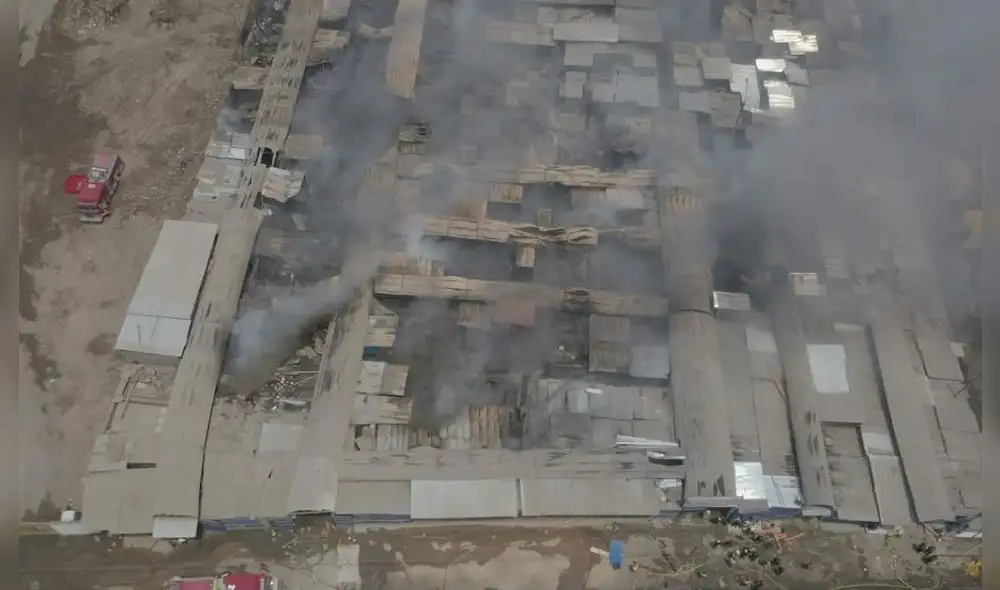 incendio San Juan de Lurigancho incendio San Juan de Lurigancho