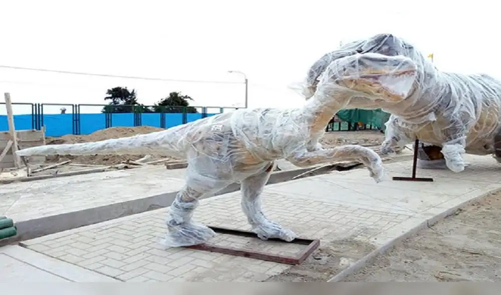 Arequipa: Dinosaurios de Mollendo no serán retirados por electo alcalde