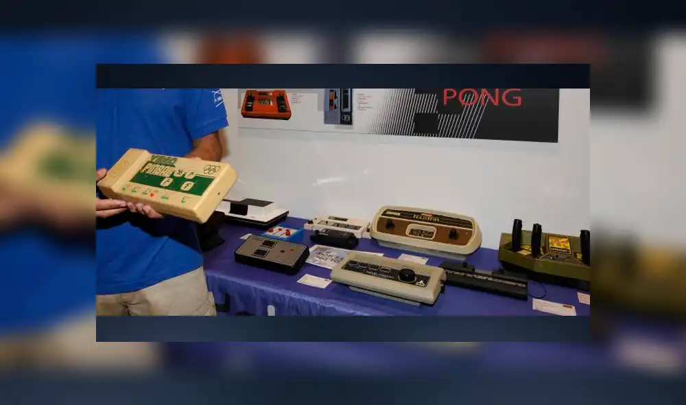 La colección consistía en cuatro consolas y un centenar de videojuegos. La colección consistía en cuatro consolas y un centenar de videojuegos.