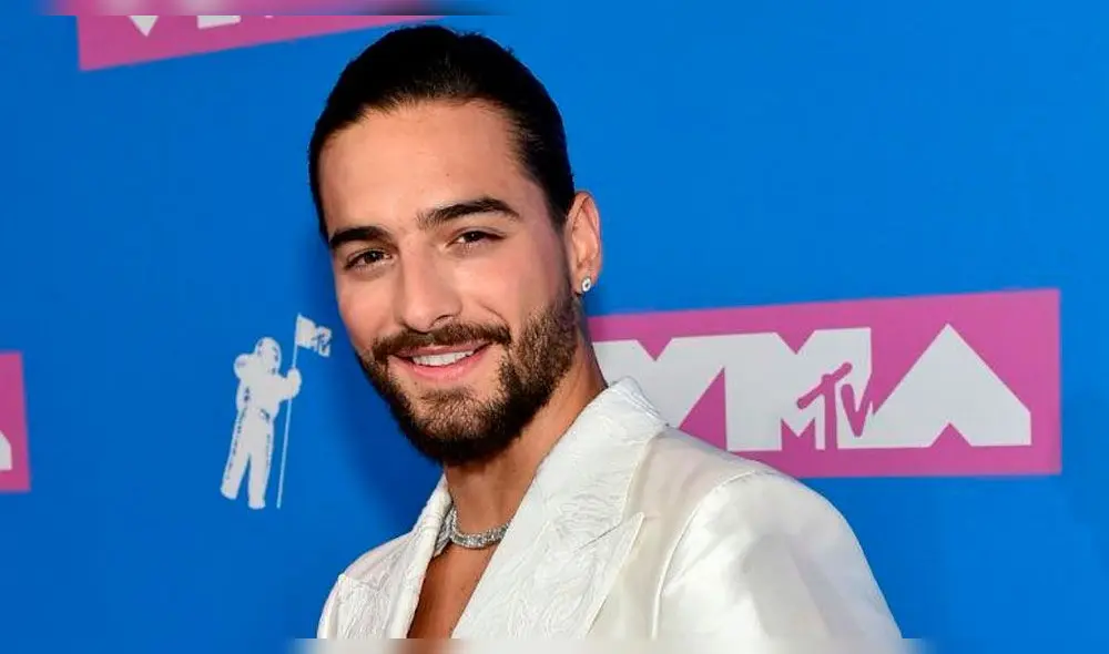 Maluma y Marc Anthony se besan en emotivo encuentro en Colombia