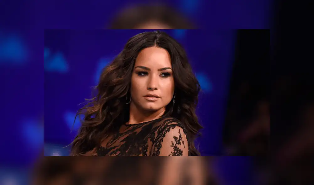 MTV Video Music Awards: Demi Lovato se lució en transparencia pero sufrió un percance con vestuario 