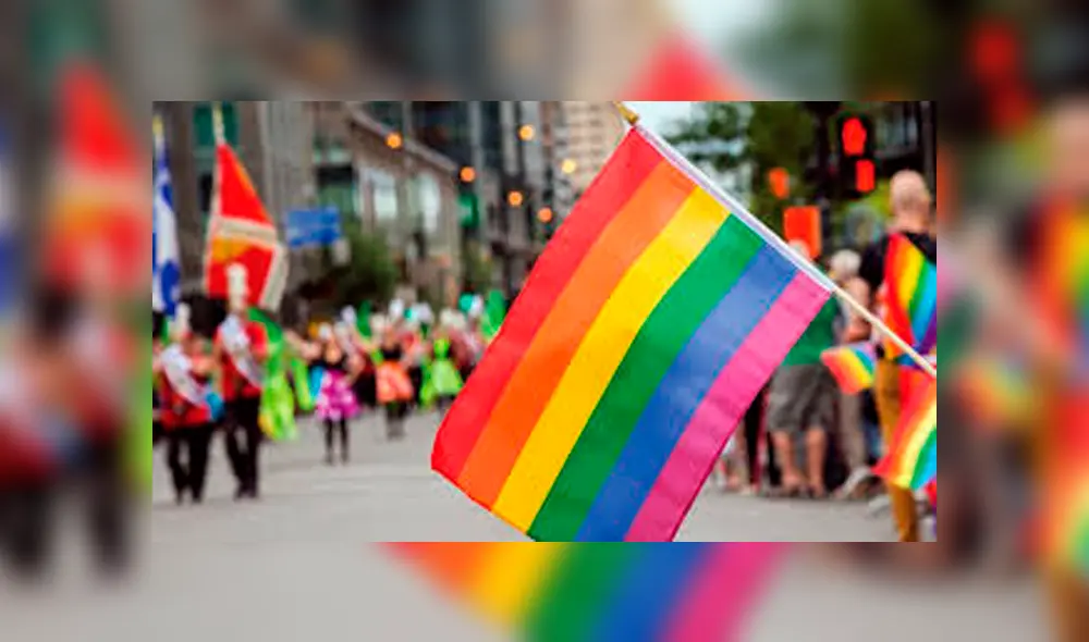 Condenan a 8 hombres homosexuales por ‘bailar como mujeres’ durante una fiesta Condenan a 8 hombres homosexuales por ‘bailar como mujeres’ durante una fiesta