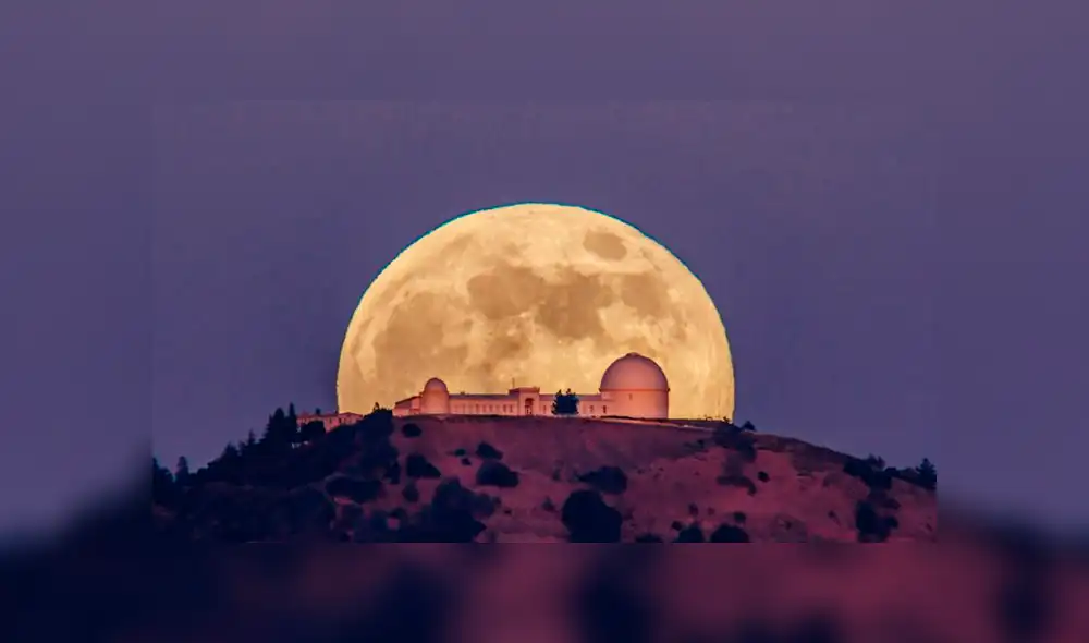 La luna de fresa y Júpiter embellecen el cielo de México ¿Qué es y cuándo se puede ver?