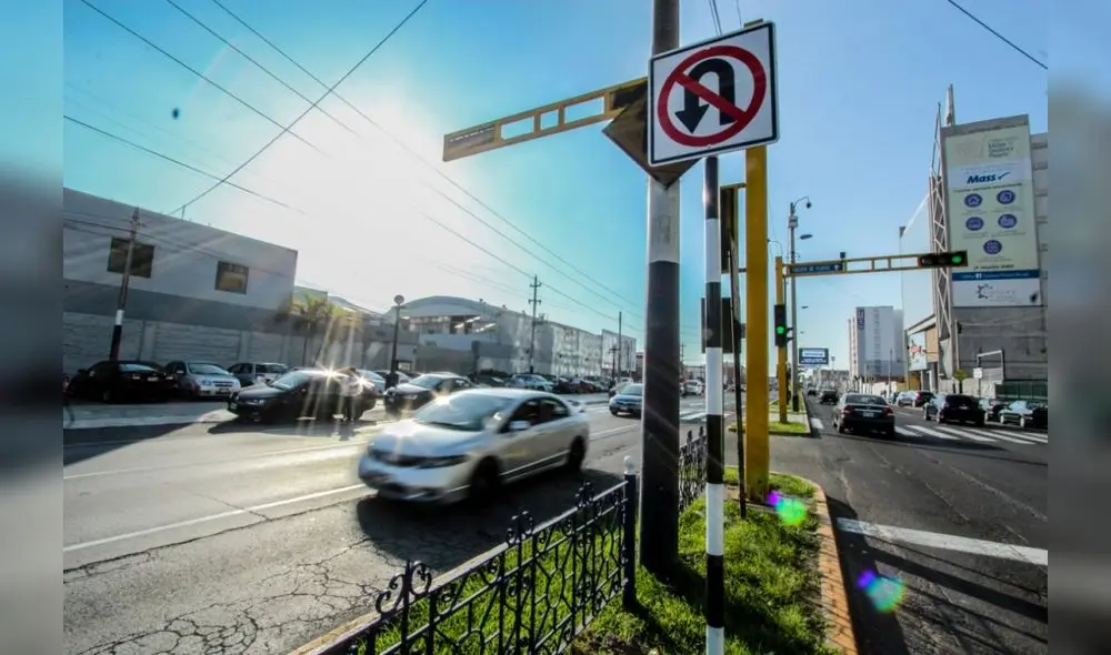 Ya se han colocado 100 señales de tránsito que prohíben las mencionadas acciones. / Créditos: Municipalidad de Lima Ya se han colocado 100 señales de tránsito que prohíben las mencionadas acciones. / Créditos: Municipalidad de Lima
