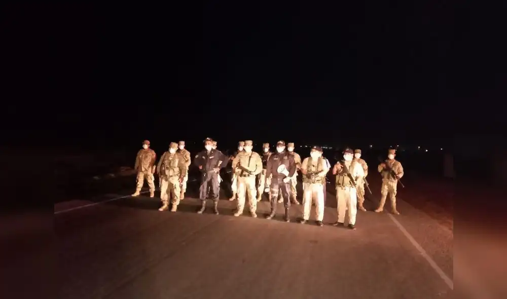 Fosa común en Pimentel