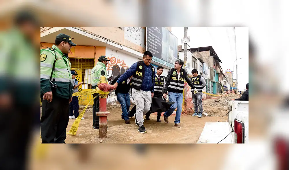 Policía mata a dos asaltantes que lo interceptaron en VMT