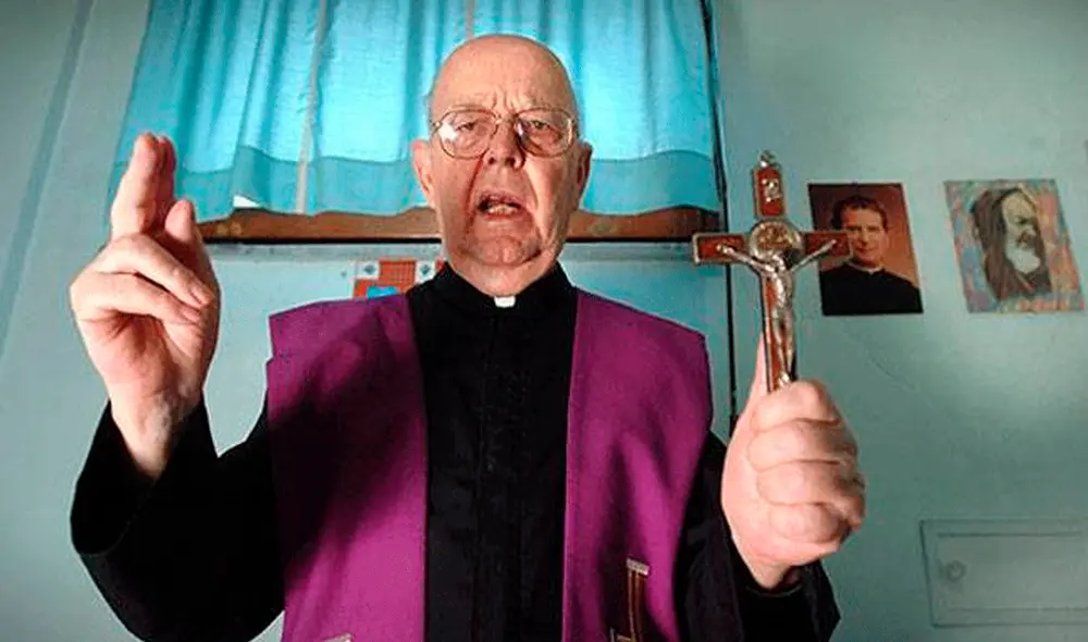Gabriele Amorth fue fundador en 1990 de la Asociación Internacional de Exorcistas, organismo que presidió hasta su retiro en el año 2000. Foto: Foros de la virgen Gabriele Amorth fue fundador en 1990 de la Asociación Internacional de Exorcistas, organismo que presidió hasta su retiro en el año 2000. Foto: Foros de la virgen