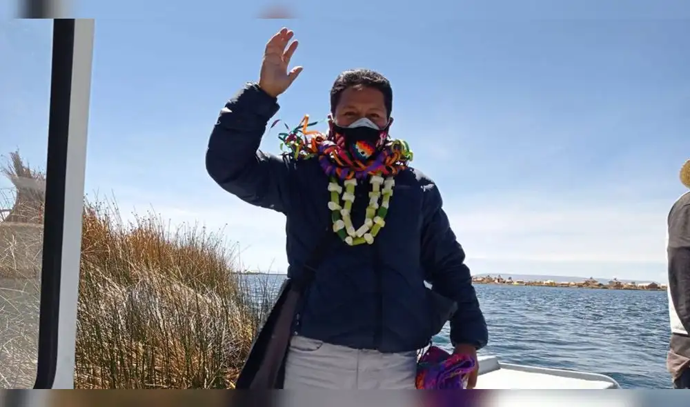 Congresista validó las especulaciones en su programa radial en Puno. Foto: Facebook Orlando Arapa Roque.