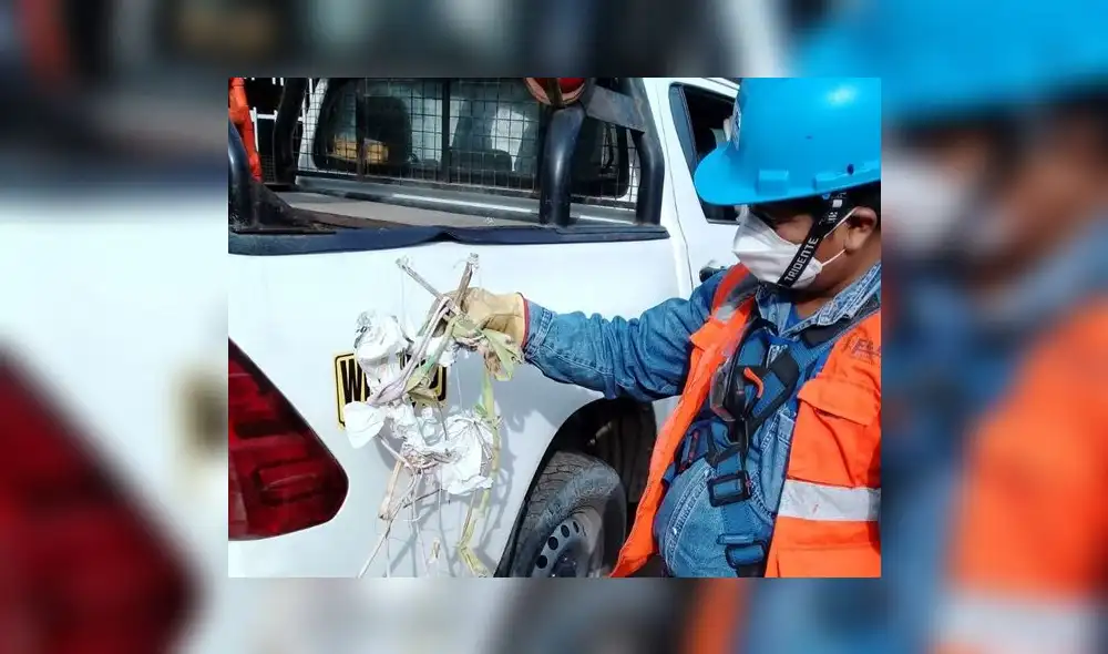 cometa bajada cables eléctricos