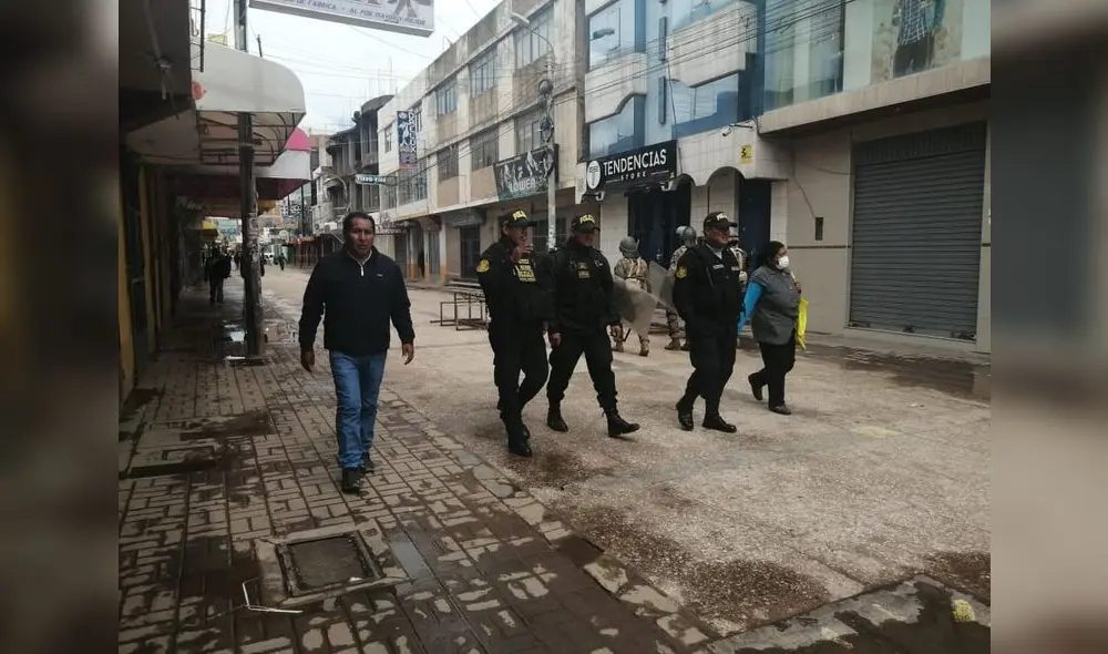 Juliaca acata estado de emergencia bajo la mirada de las Fuerzas Armadas [FOTOS y VIDEO] 