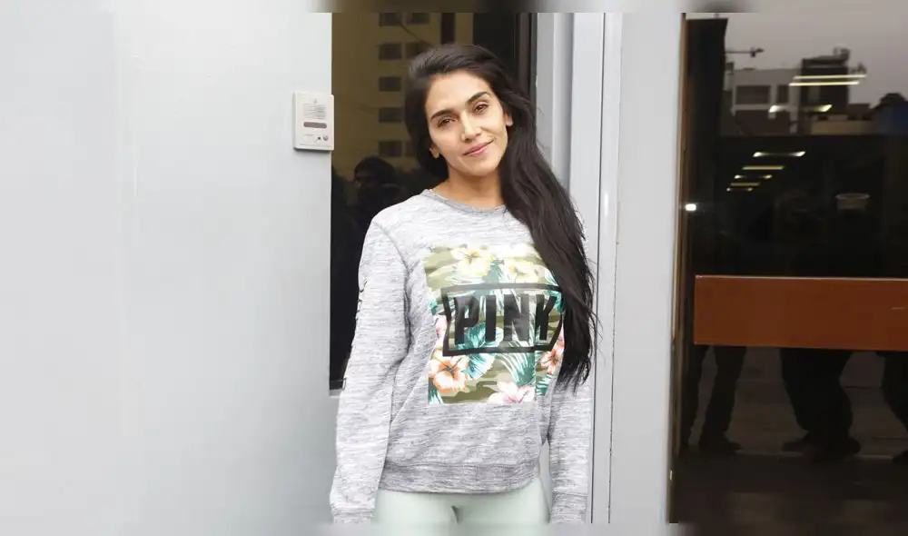 Vania Bludau asume nuevo reto en reality de Estados Unidos [VIDEO]