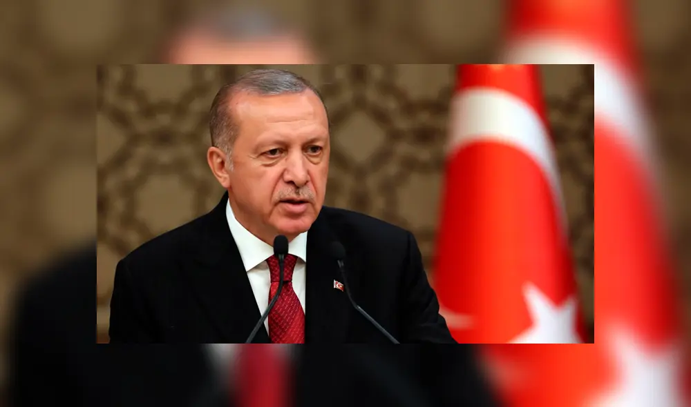 Presidente de Turquía nombra a su yerno como nuevo ministro de Finanzas