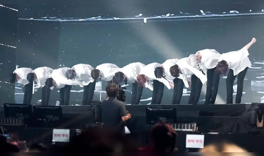 X1 es un exitoso grupo que llego a su fin debido al polémico fraude de su agencia en el programa Produce X 101. X1 es un exitoso grupo que llego a su fin debido al polémico fraude de su agencia en el programa Produce X 101.