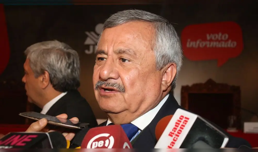 Francisco Távara fue presidente del JNE hasta 2016. Foto: La República.