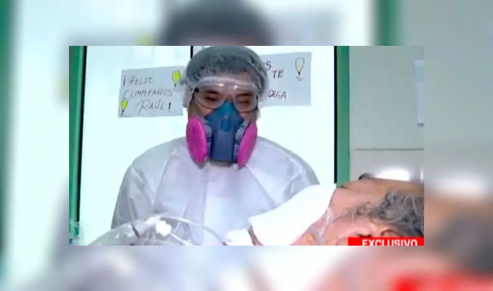 El médico intensivista tuvo que entubar a su propio padre. Foto: Captura/América TV. El médico intensivista tuvo que entubar a su propio padre. Foto: Captura/América TV.