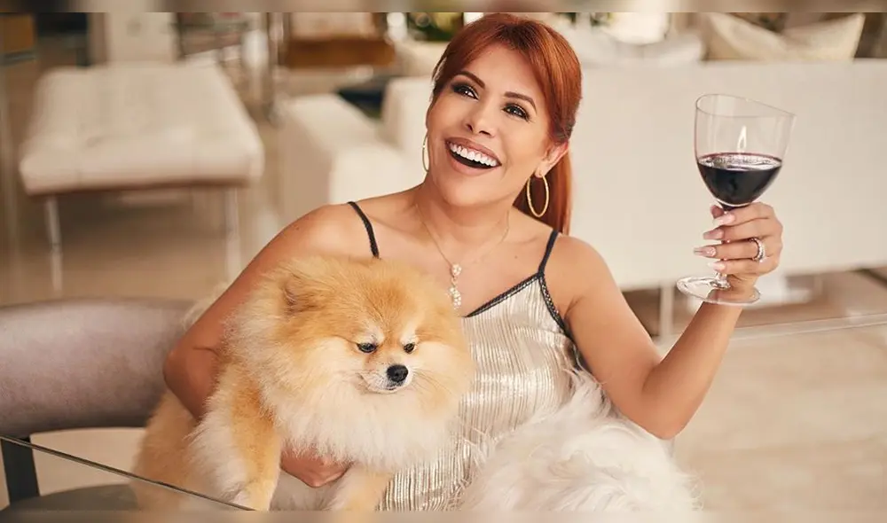 Magaly Medina enamorada de dotes para la música de su esposo Alfredo Zambrano. Foto: Instagram