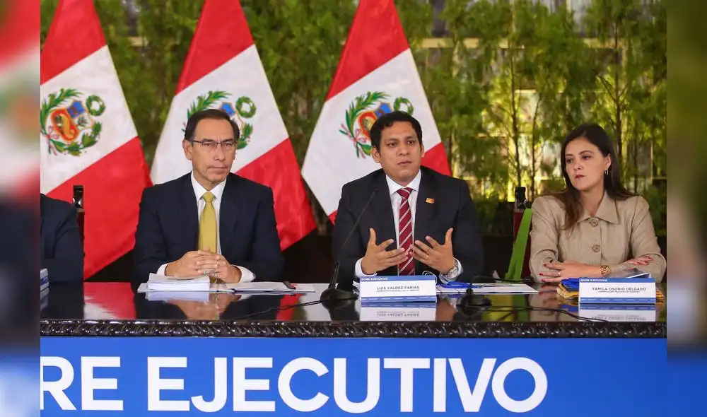 Gobernadores a favor de referéndum anunciado por el presidente Vizcarra Gobernadores a favor de referéndum anunciado por el presidente Vizcarra