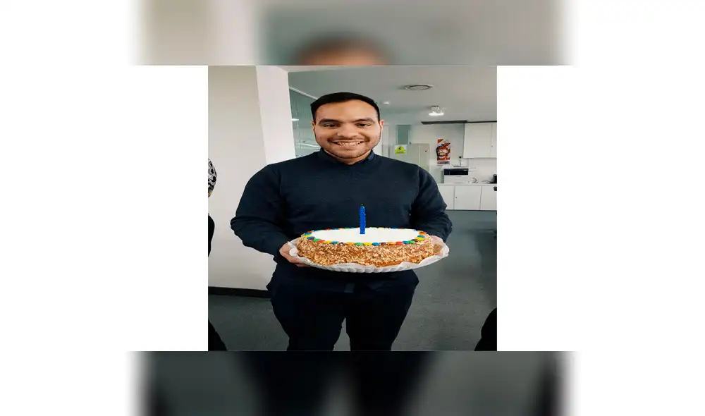 Joven extranjero que no festejaba su cumpleaños por estar lejos de sus seres queridos recibe emotiva sorpresa [FOTOS]