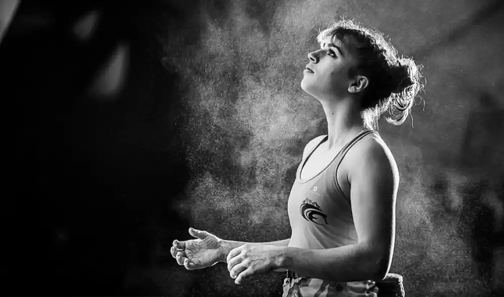 De acuerdo con información de los medios franceses, la joven sufrió una caída de más de 150 metros. Foto: @luce_douady.