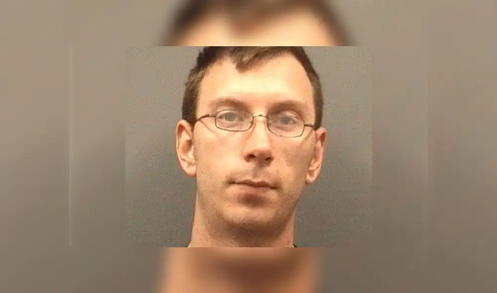 Joshua Douglas Martorelli es acusado de producir pornografía infantil. Fuente: Oficina del Sheriff de Rowan.