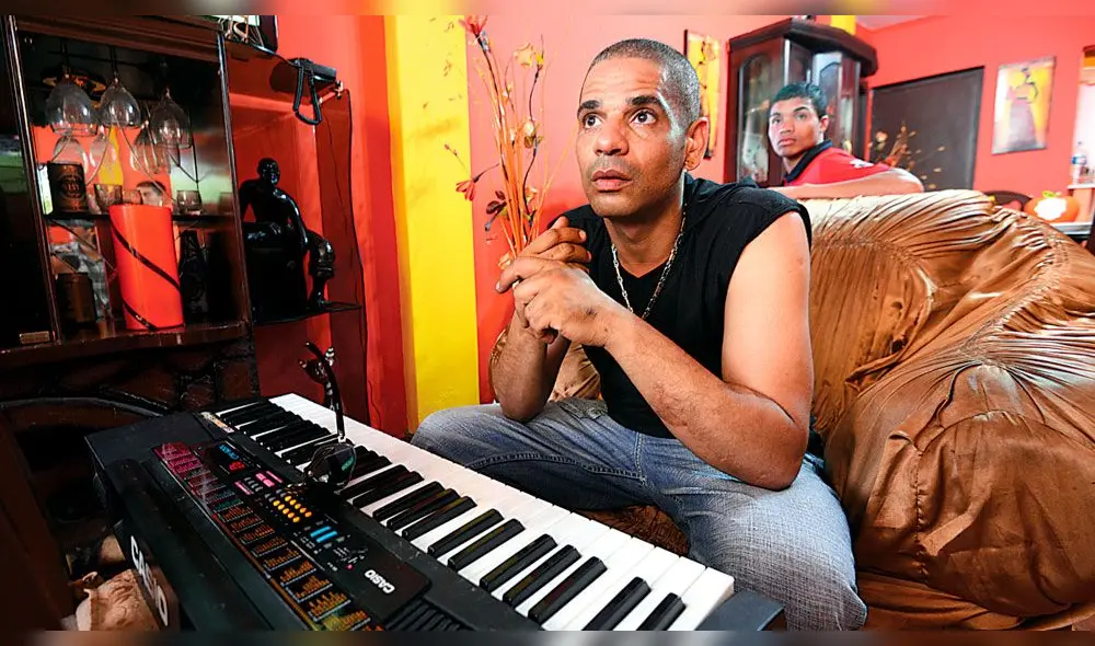 Michel Maza, exvocalista de La Charanga Habanera, es captado como indigente en Colombia Michel Maza, exvocalista de La Charanga Habanera, es captado como indigente en Colombia