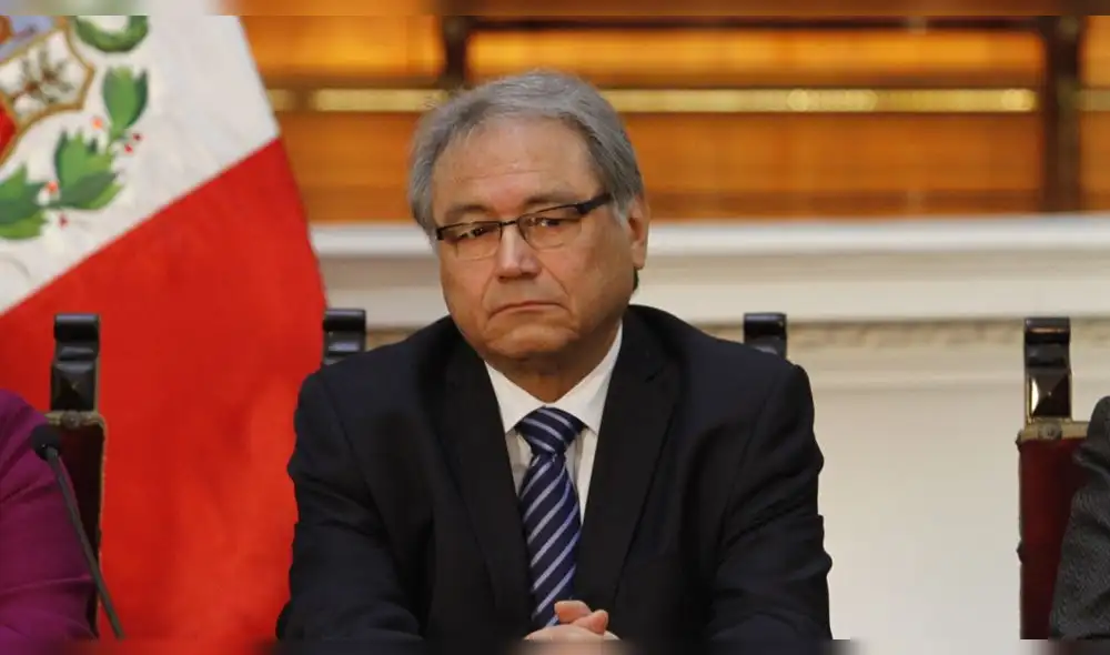 Walter Albán: “Es un error que el Ministerio del Interior esté en manos de un polícia” 