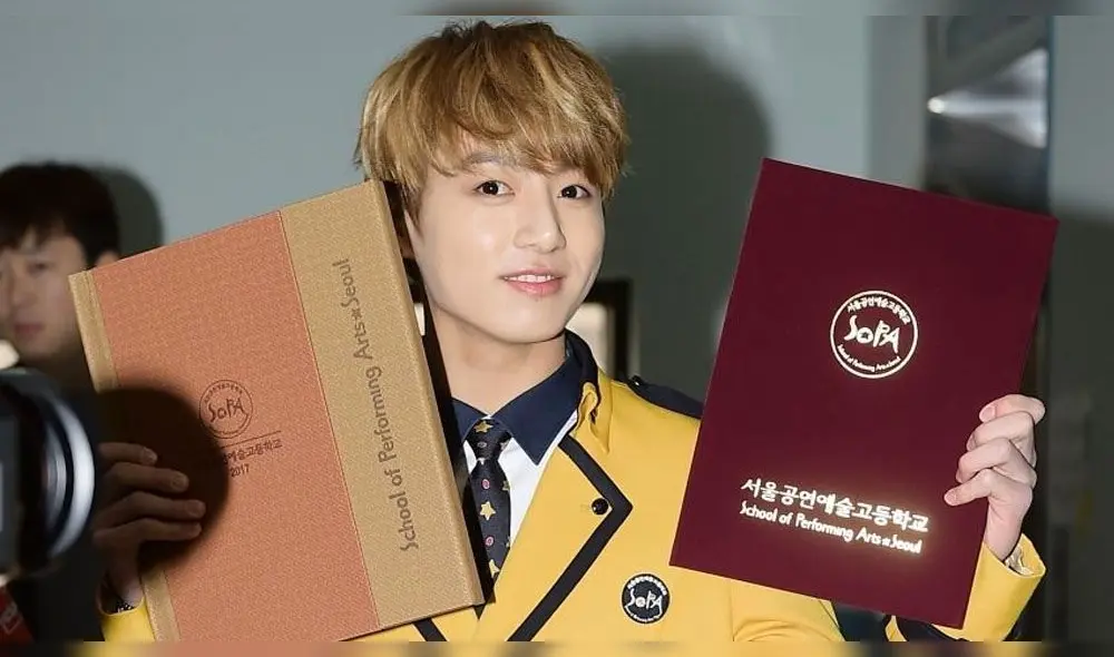 Desliza para ver más fotos de Jungkook de BTS.