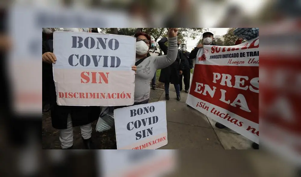 Protesta del sector salud por mejoras en el sistema. Créditos: Jorge Cerdán / La República.