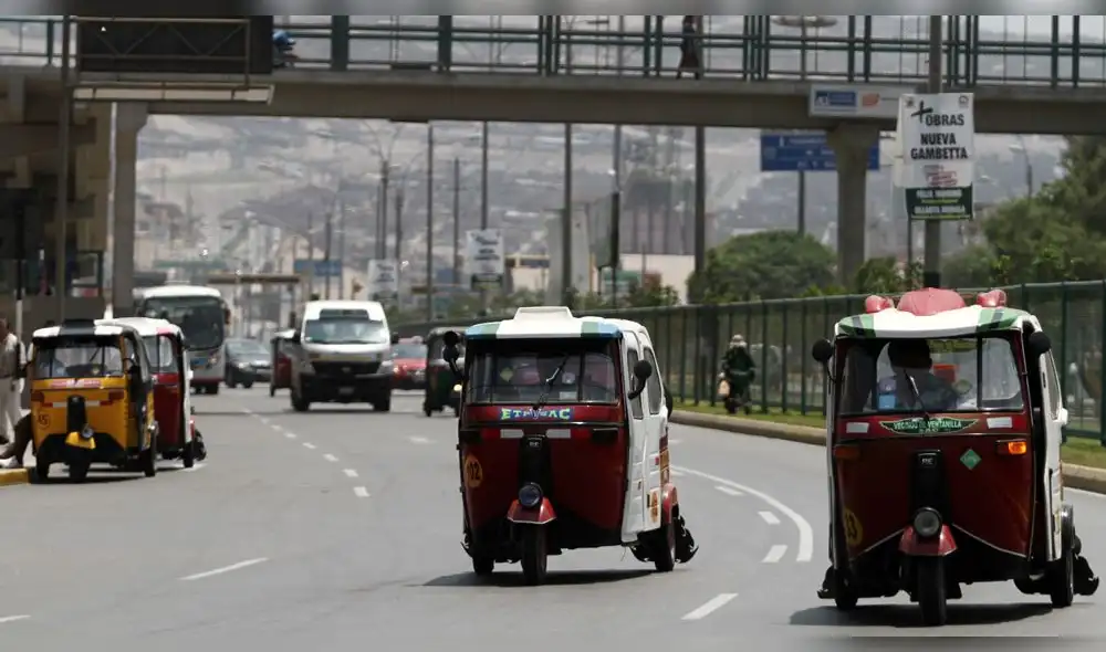 Advierten que las 450 mil mototaxis que hay en Lima no deben entrar a la ciudad [VIDEO]
