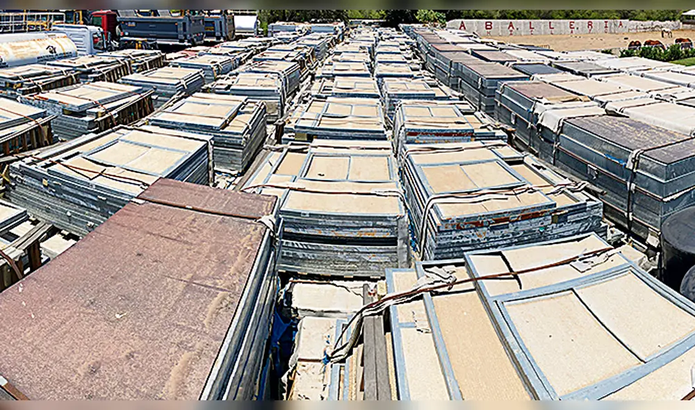 En abandono. Entre 300 y 500 módulos se encuentran depositados en las instalaciones del COER desde el 2017.