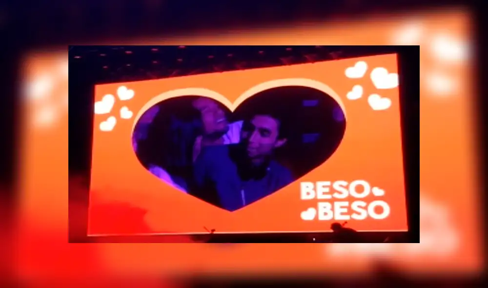 Facebook: pareja peruana es captada por ‘kiss cam’ en concierto y chico es rechazado [VIDEO] 