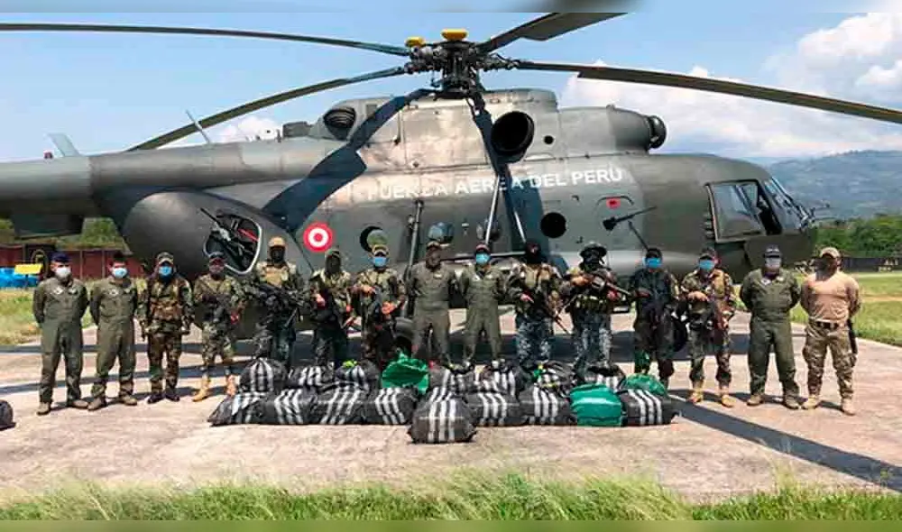 Nuevo golpe contra el narcotráfico se registró en el distrito de Echarati. Foto: Ministerio de Defensa.