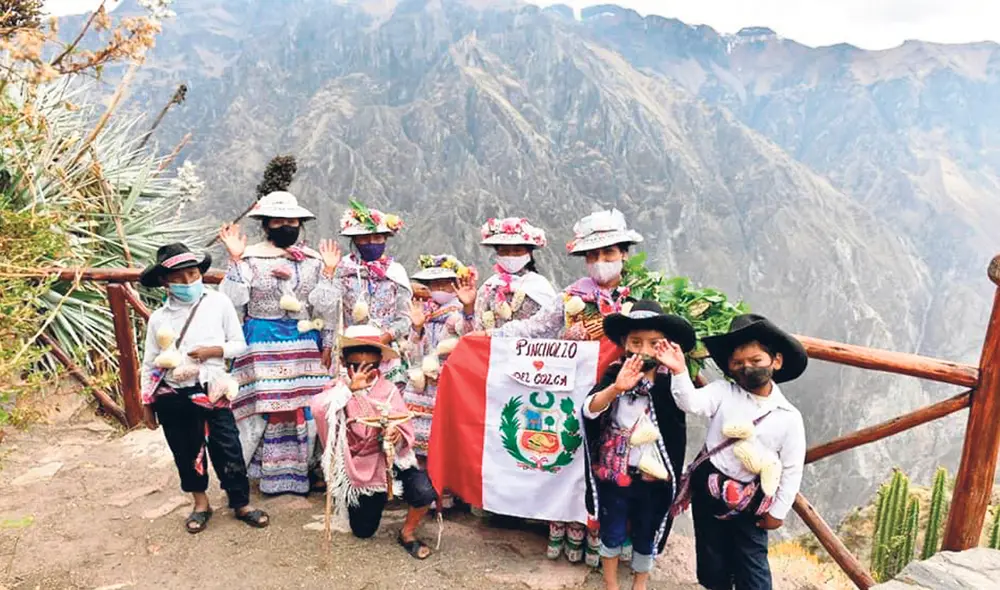 Cañón del Colca. Los pobladores vieron ayer con alegría que nuevamente los turistas comenzaron a volver a los atractivos locales en el sur del país.