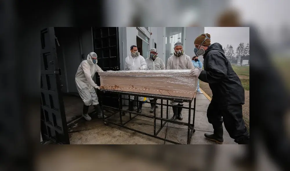 Muerte por coronavirus en Perú. Créditos: Antonio Melgarejo / La República Muerte por coronavirus en Perú. Créditos: Antonio Melgarejo / La República