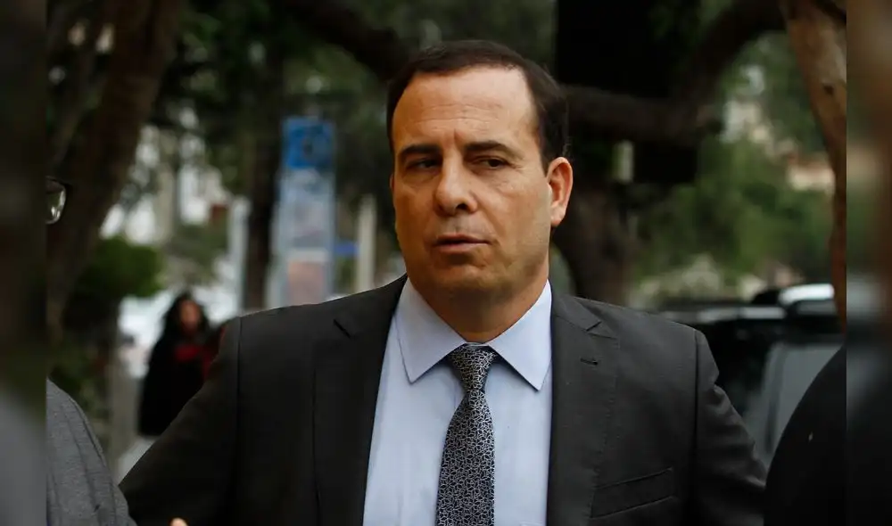 Mariátegui admite que almorzó con Hinostroza, pero niega relación amical Mariátegui admite que almorzó con Hinostroza, pero niega relación amical