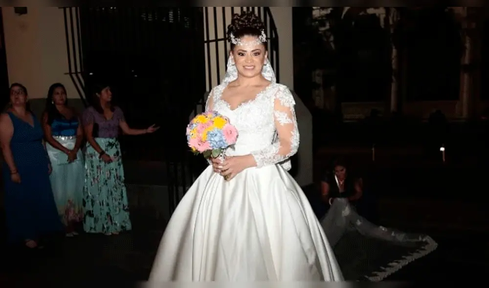 Ernesto Pimentel conmueve a Leslie Moscoso tras llevarla al altar 