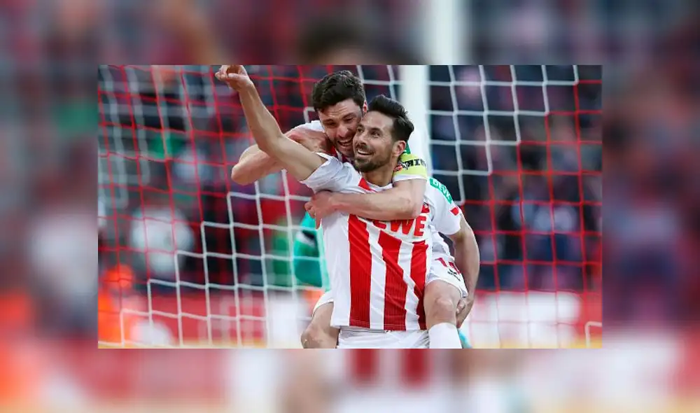 Claudio Pizarro agranda su imagen: lleva 20 años seguidos anotando en la Bundesliga