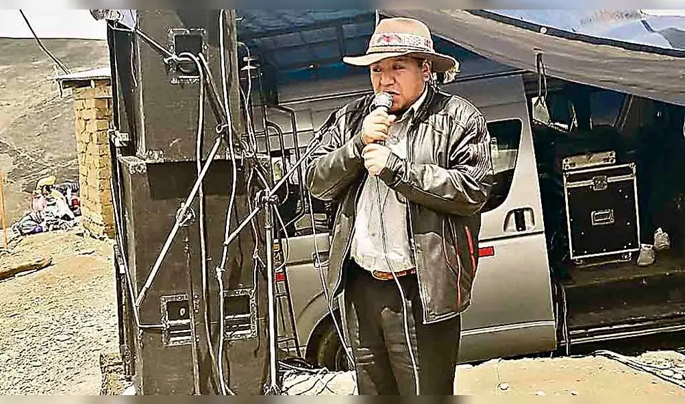 Alcalde Víctor Quispe.