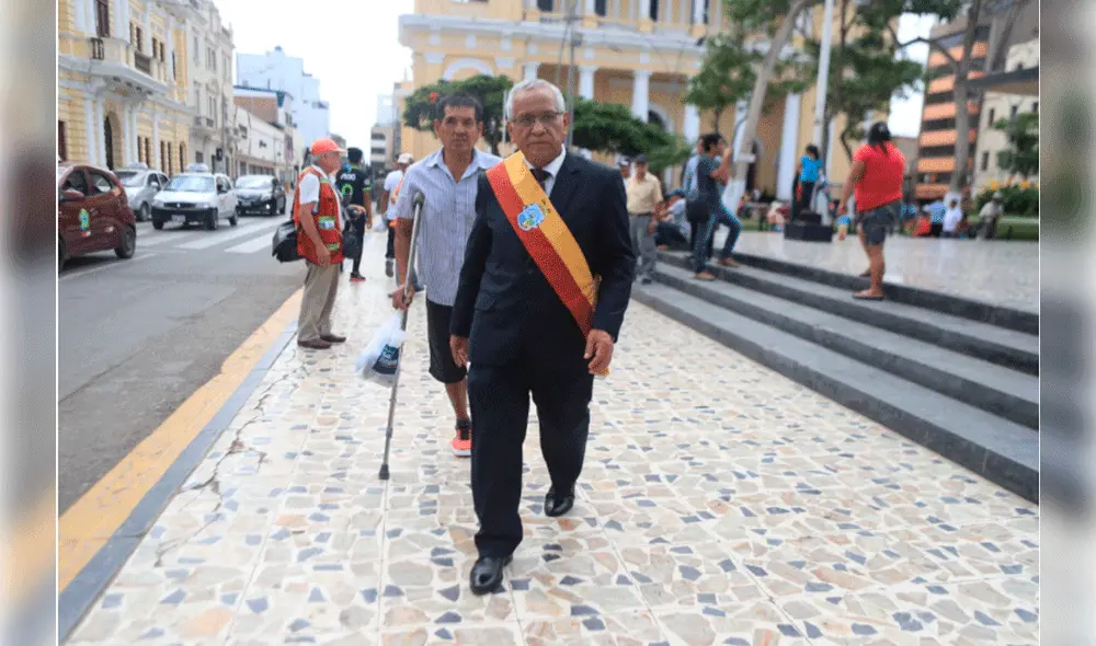 Anselmo Lozano dispuso comunicar este caso al Tribunal de las Contrataciones del Estado. Foto: La República