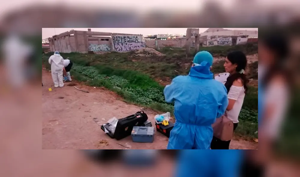Cadáver de la joven fue hallado en una acequia de Pantanos de Villa. Foto: PNP. Cadáver de la joven fue hallado en una acequia de Pantanos de Villa. Foto: PNP.