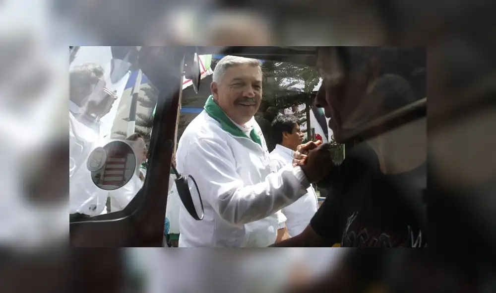 Beingolea respalda a Flores por Caso Odebrecht: “Yo le creo”