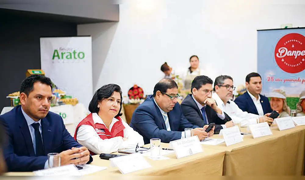 Cáceres. También presentó lineamientos de inspecciones.