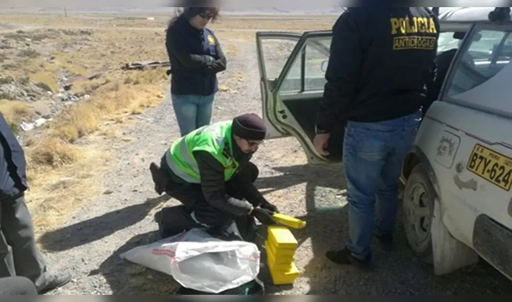 Varón llevaba cantidad de droga en su vehículo. Varón llevaba cantidad de droga en su vehículo.