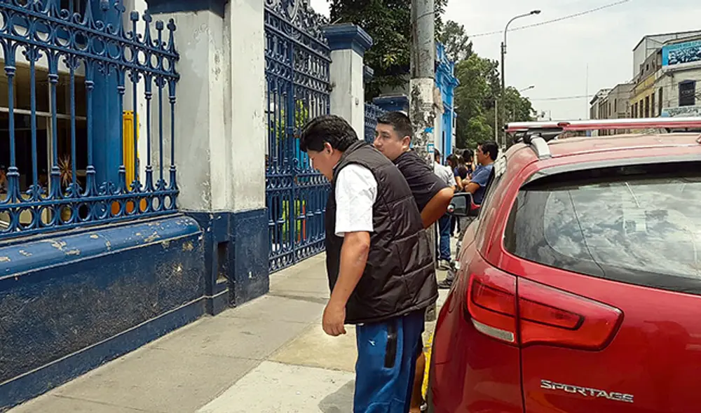 Dolido. Óscar Venegas dijo no conocer al conviviente de su hija, pero pidió capturarlo. Dolido. Óscar Venegas dijo no conocer al conviviente de su hija, pero pidió capturarlo.